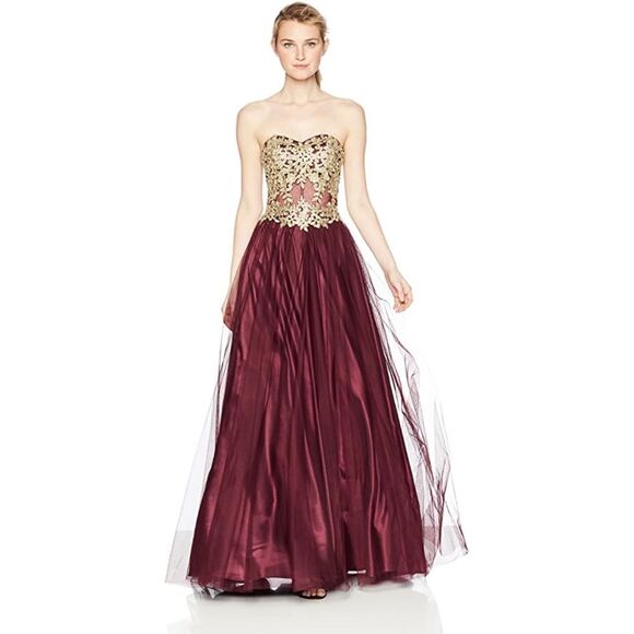 Blondie Nites Dresses & Skirts - BLONDIE NIGHTS STRAPLESS BUSTIER GOWN ⭐️IN STORES